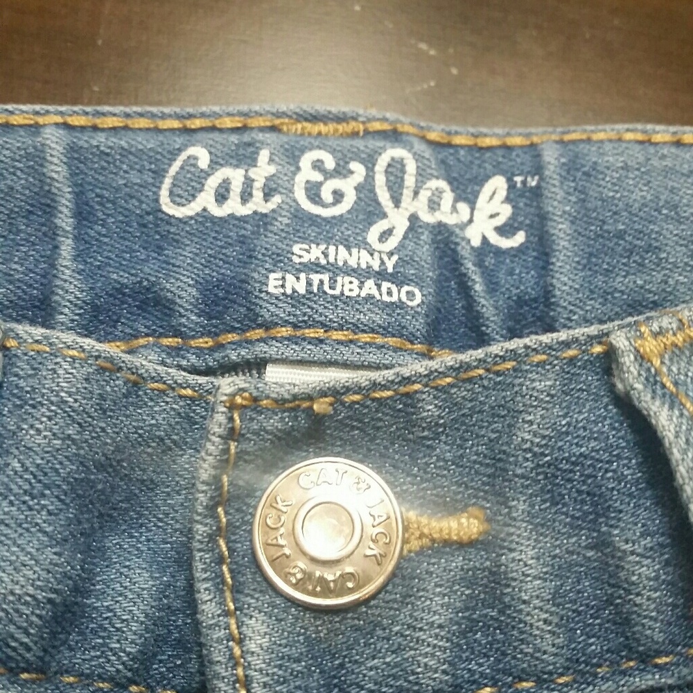 Toddler Heart Knee Jeans - Picture 3 of 3